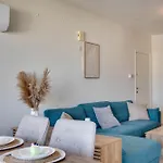 Charming 3-bed Duplex With Stunning Sea View *
