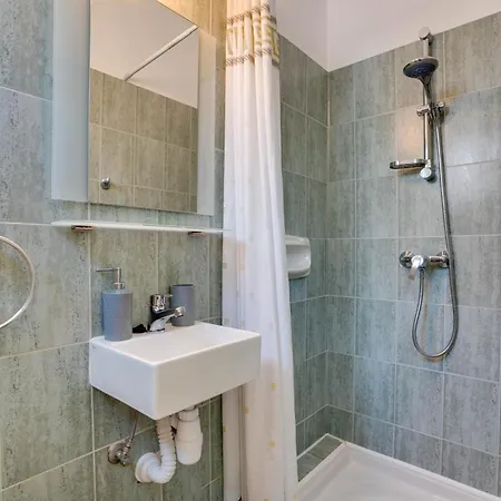 Appartement Charming 3-bed Duplex With Stunning Sea View