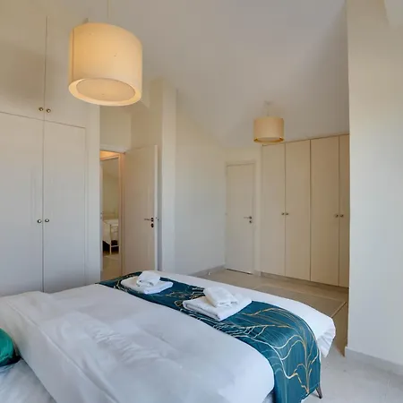 Charming 3-bed Duplex With Stunning Sea View Appartement Larnaca