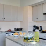 Charming 3-bed Duplex With Stunning Sea View