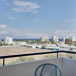 Charming 3-bed Duplex With Stunning Sea View * لارنكا
