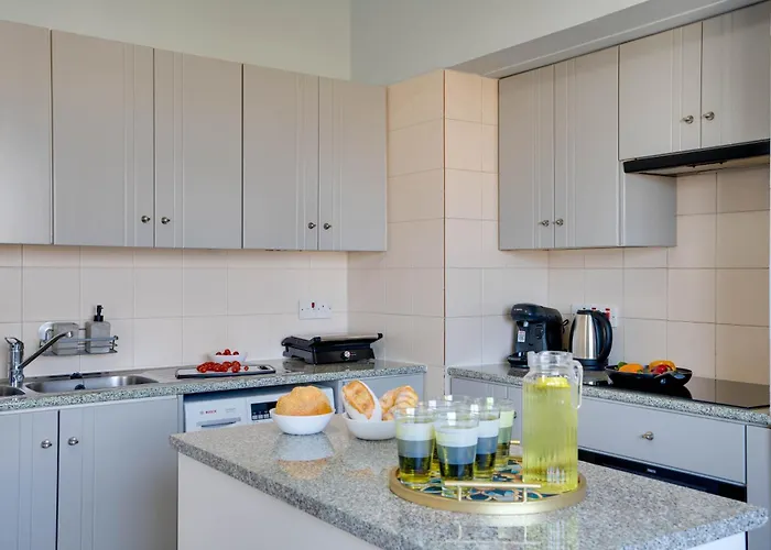 Charming 3-bed Duplex With Stunning Sea View